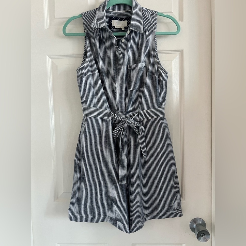 Anthropologie Striped Collared linen/cotton romper. EUC! Size 0